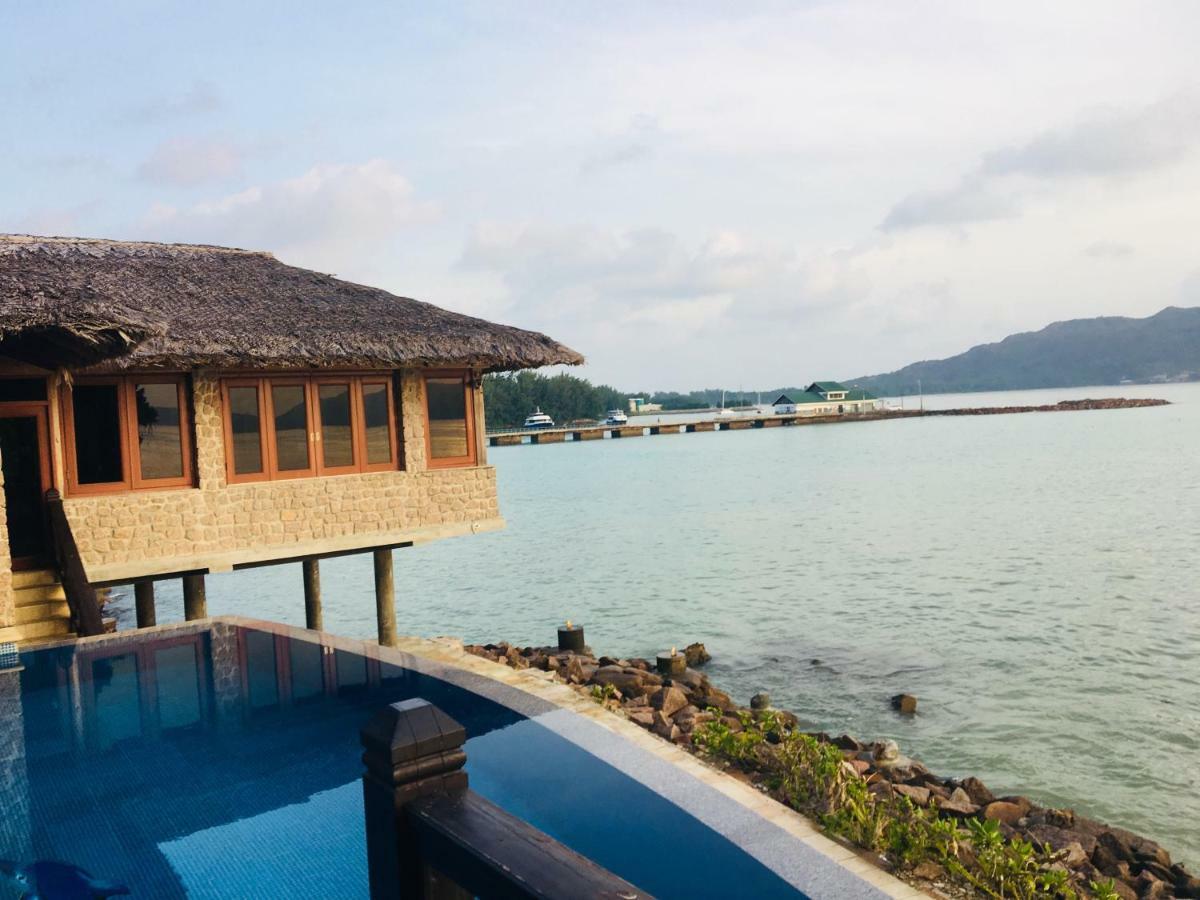 Le Grand Bleu Villas 베생트 안 외부 사진